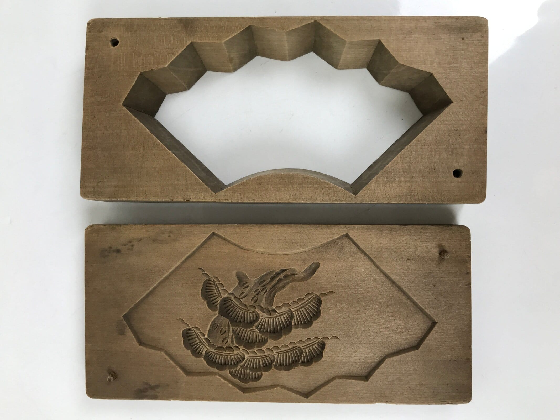 Japanese Wood Carved Kashigata Cake Mold Vtg Wagashi Folding Fan Pine Tree Kg688