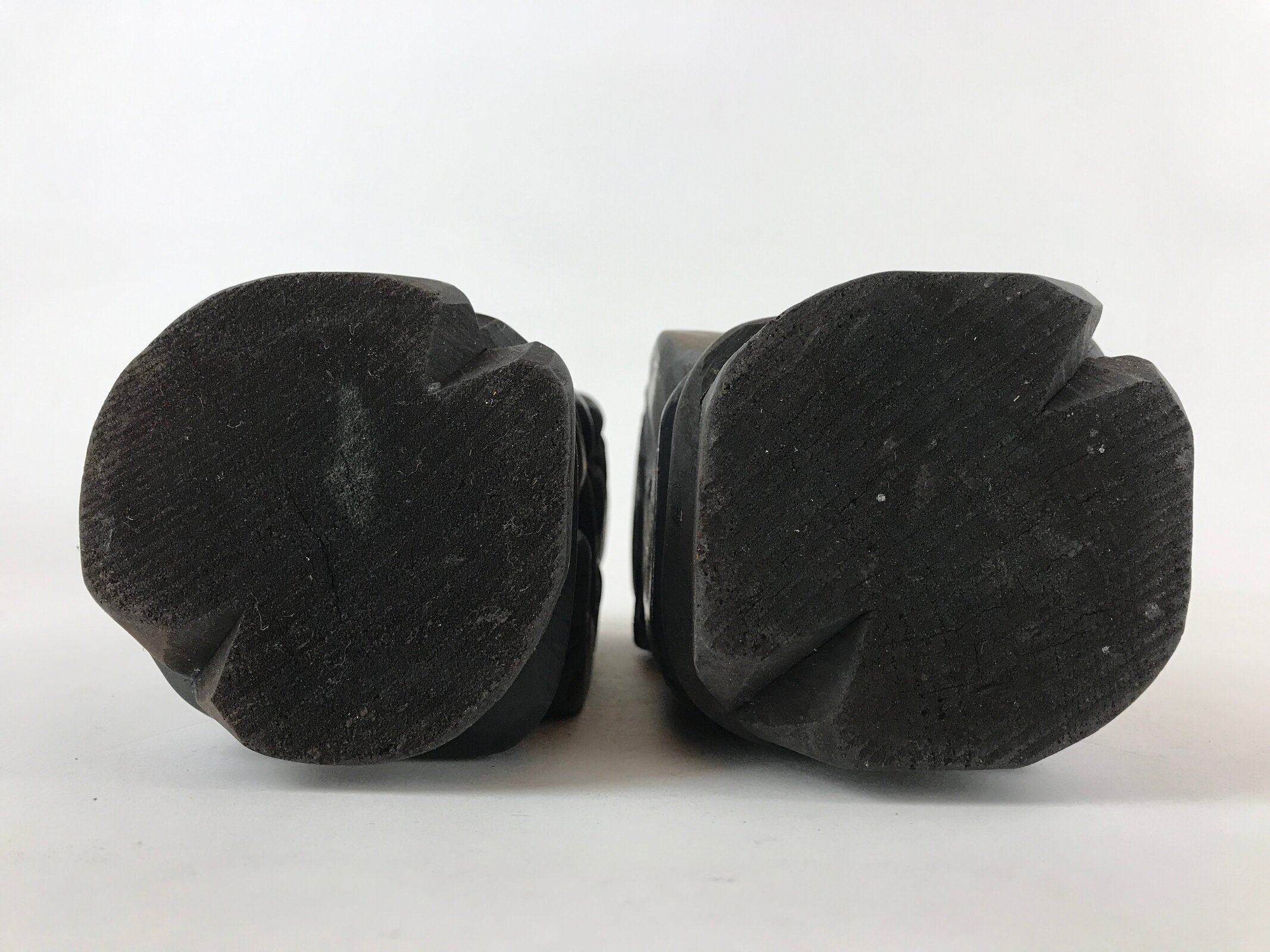 Japanese Wooden Ainu Nipopo Statue Vtg 2pc Set Okimono Hokkaido Brown AB108