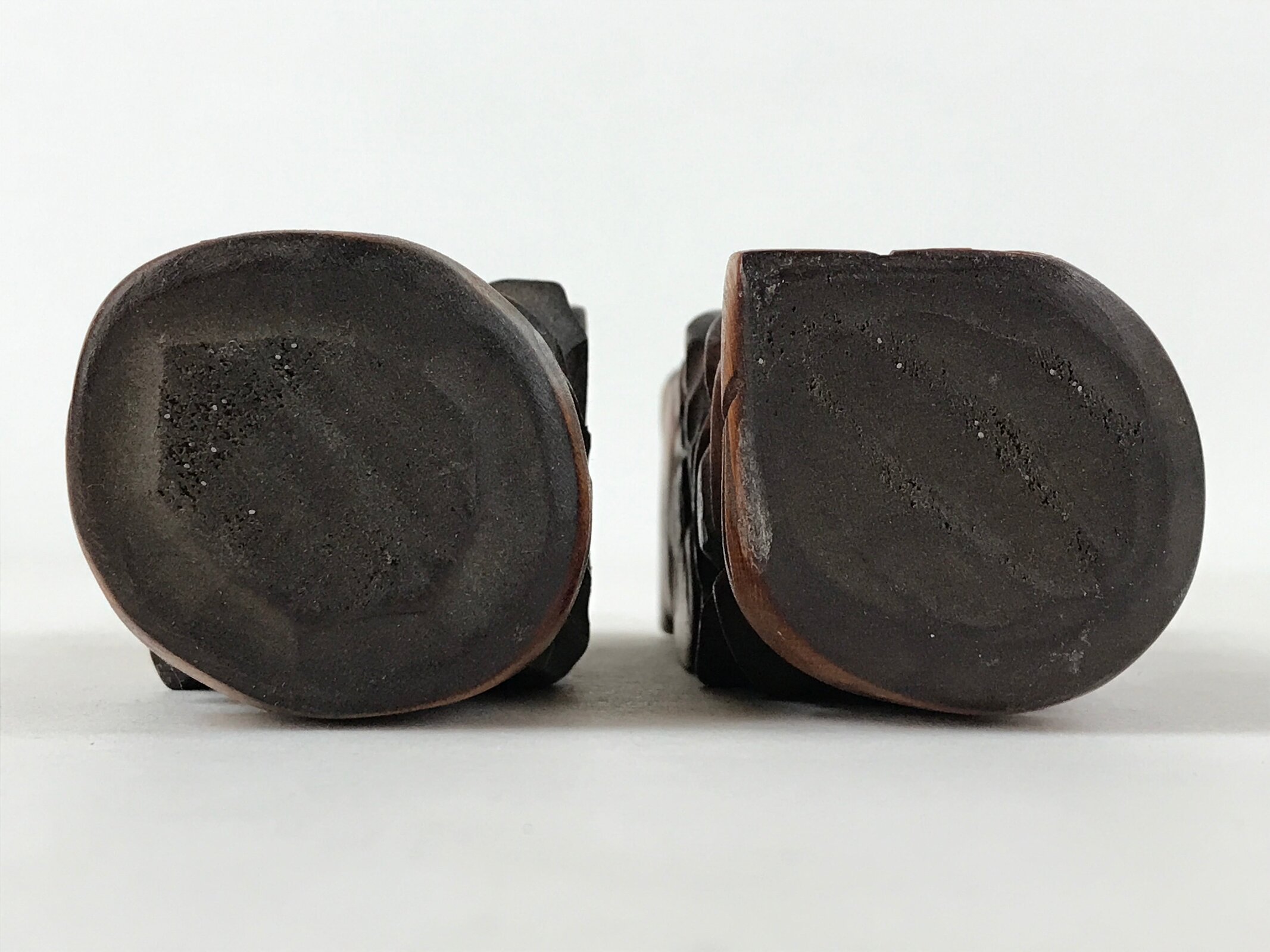 Japanese Wooden Ainu Nipopo Statue Vtg 2pc Small Okimono Hokkaido Brown AB110