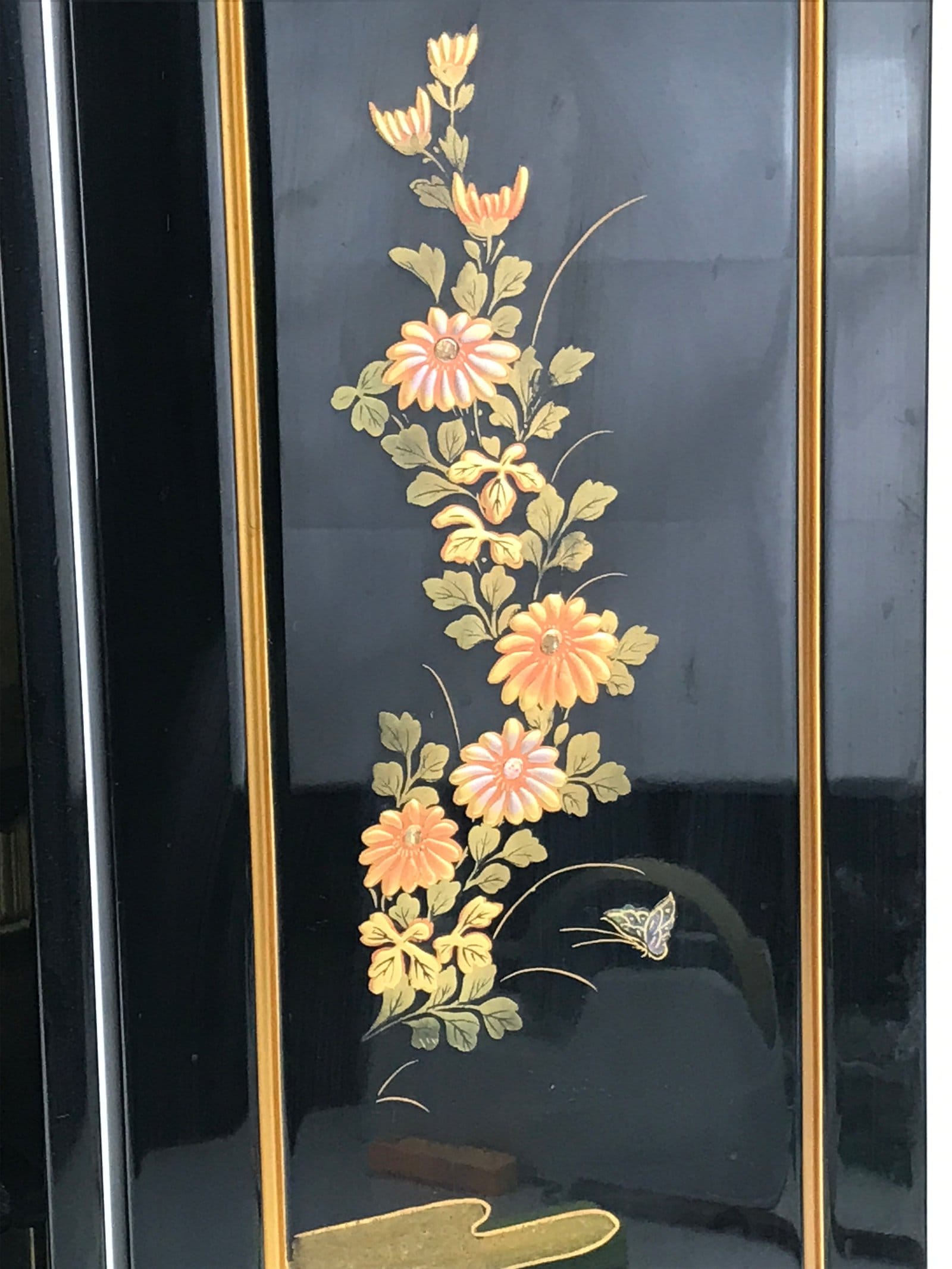 Japanese Wooden Buddhist Altar Cabinet Butsudan Vtg Makie Raden Black Gold BA601