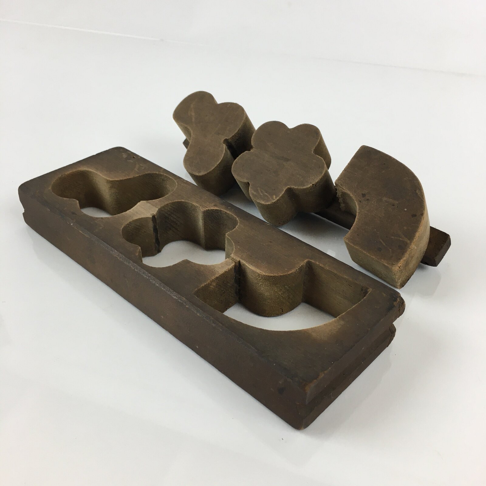 Japanese Wooden Cake Mold Kashigata Sweets Vtg Carving Pine Bamboo Plum Kg376