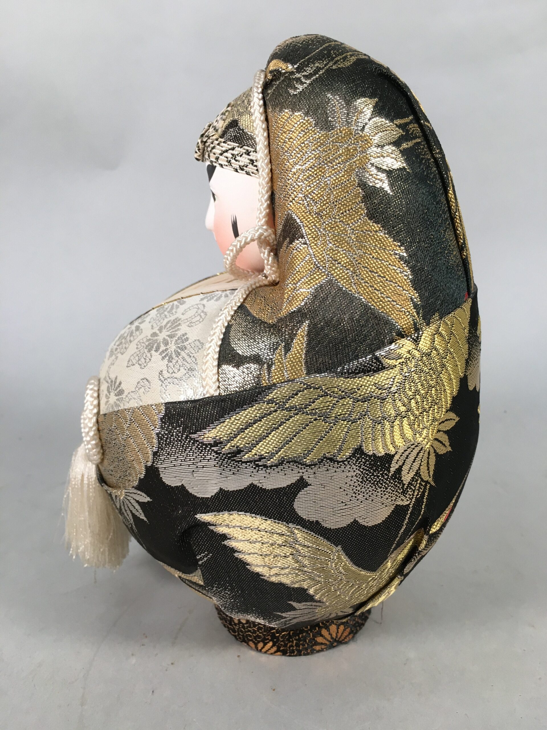 Japanese Wooden Doll Vtg Hime-Daruma Statue Kimono Traditional Craft BD576