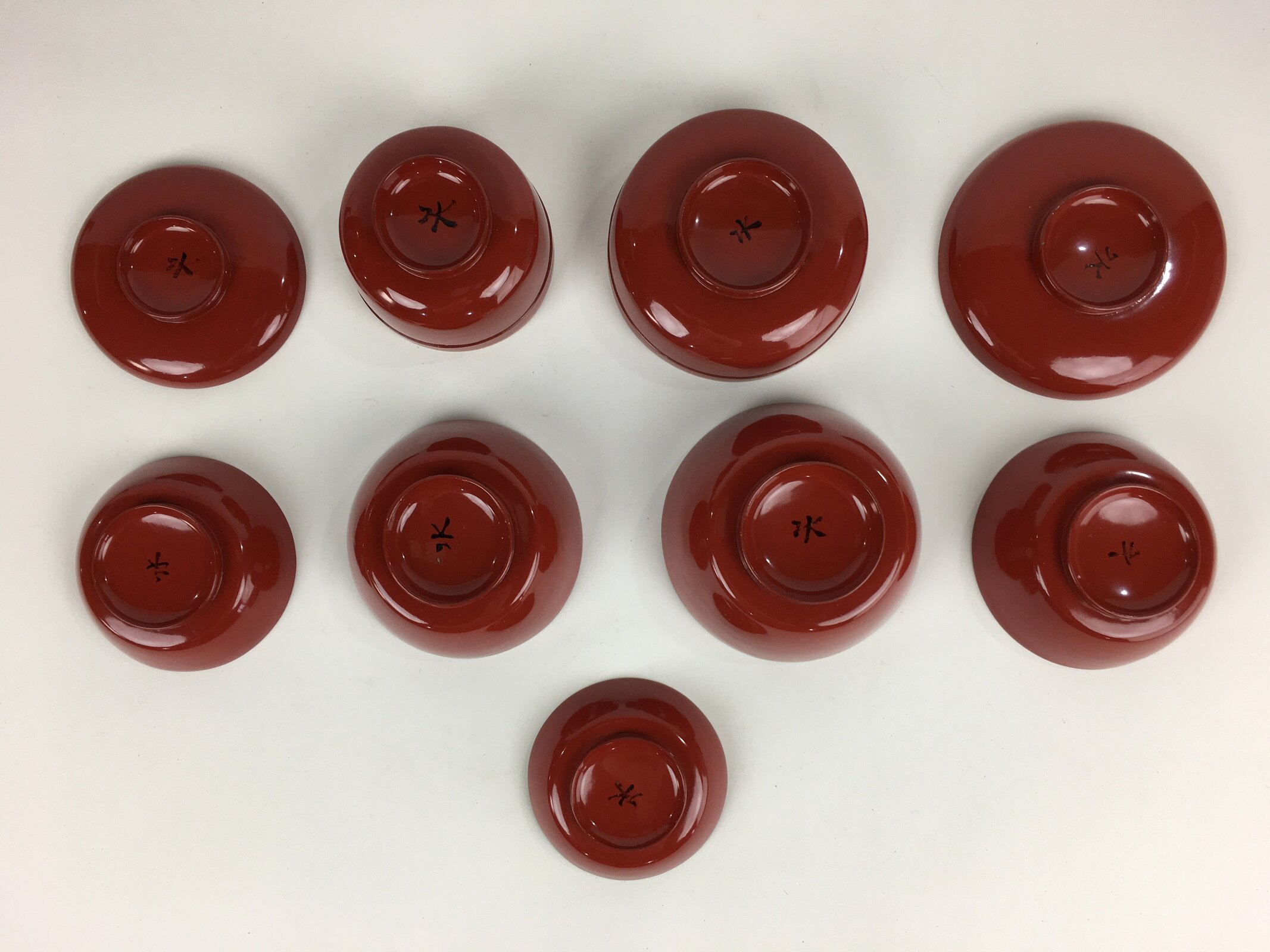 Japanese Wooden Legged Tray Lacquered Table Lidded Bowls Set Vtg Ozen UR728