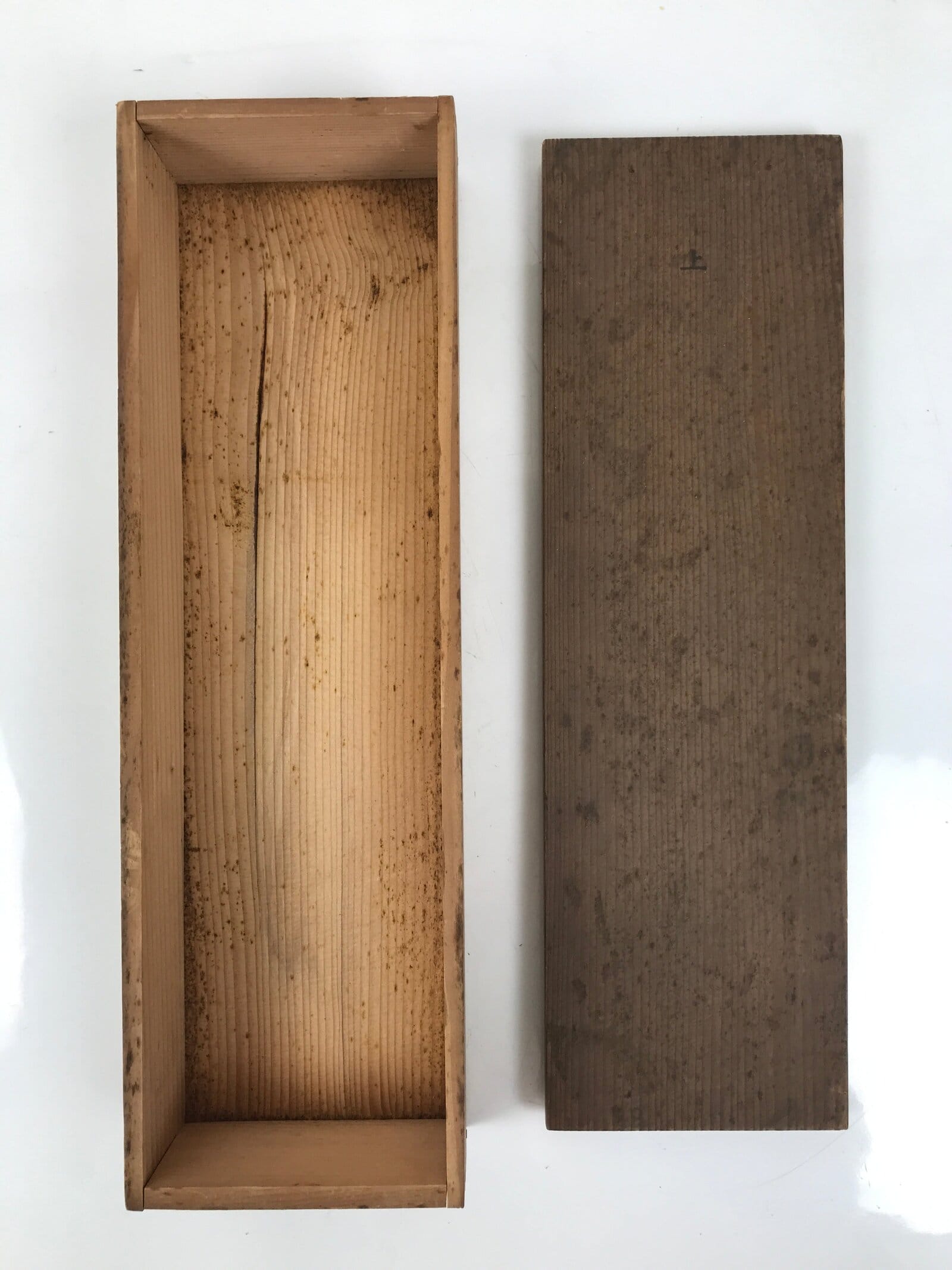 Japanese Wooden Lidded Pottery Storage Box Inside 32.6x9.4x4.8cm Brown X199