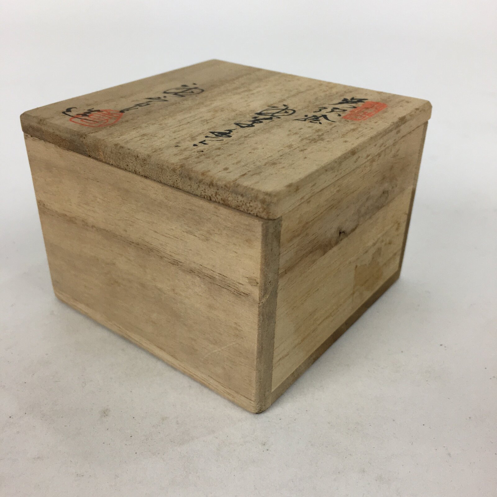 Japanese Wooden Storage Box Vtg Pottery Hako Inside 6.9x6.9x4.8cm WB894