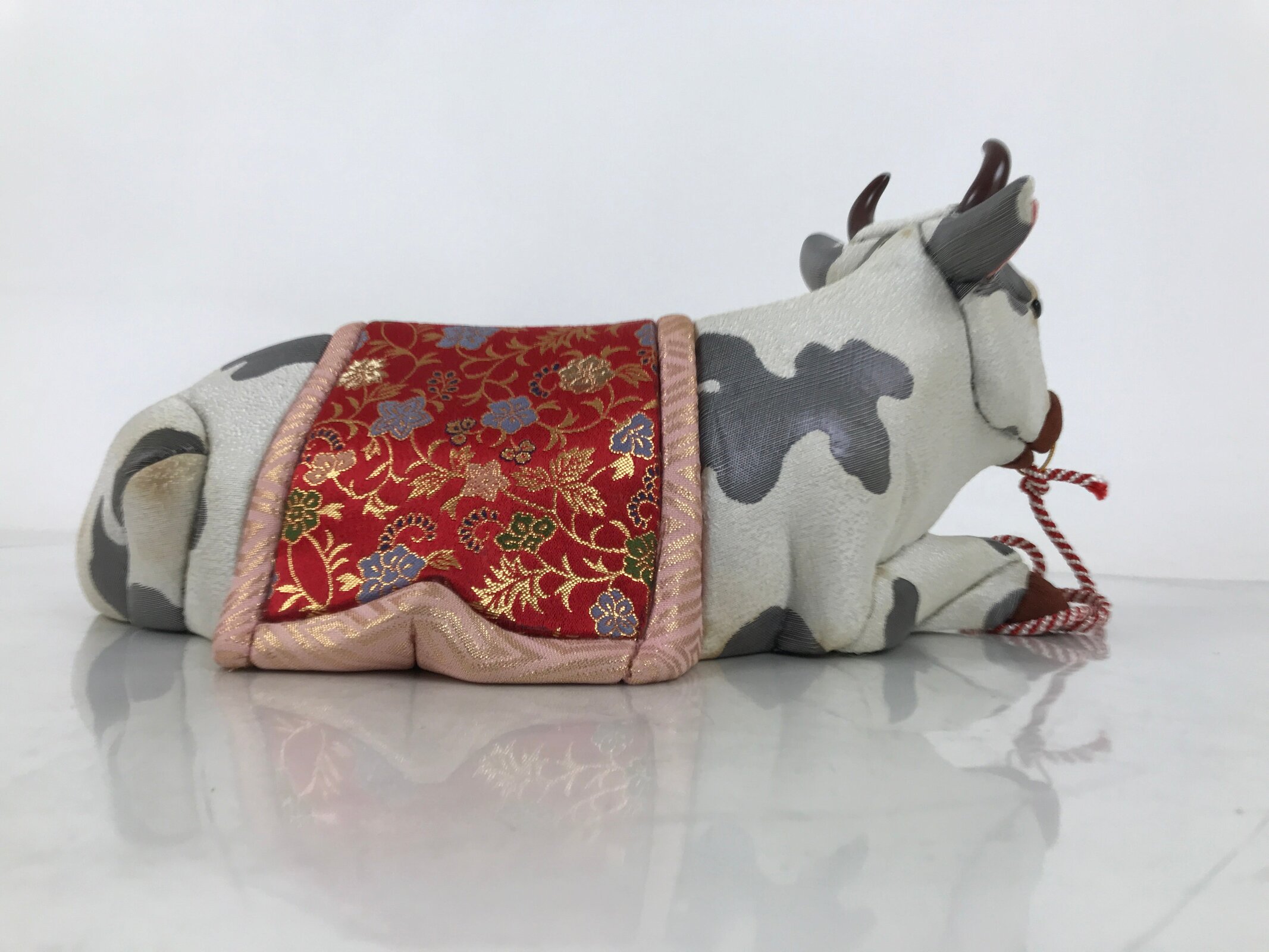 Japanese Zodiac Fabric Ox Doll Vtg Kimekomi Ningyo Animal Rice Barrel White ST26