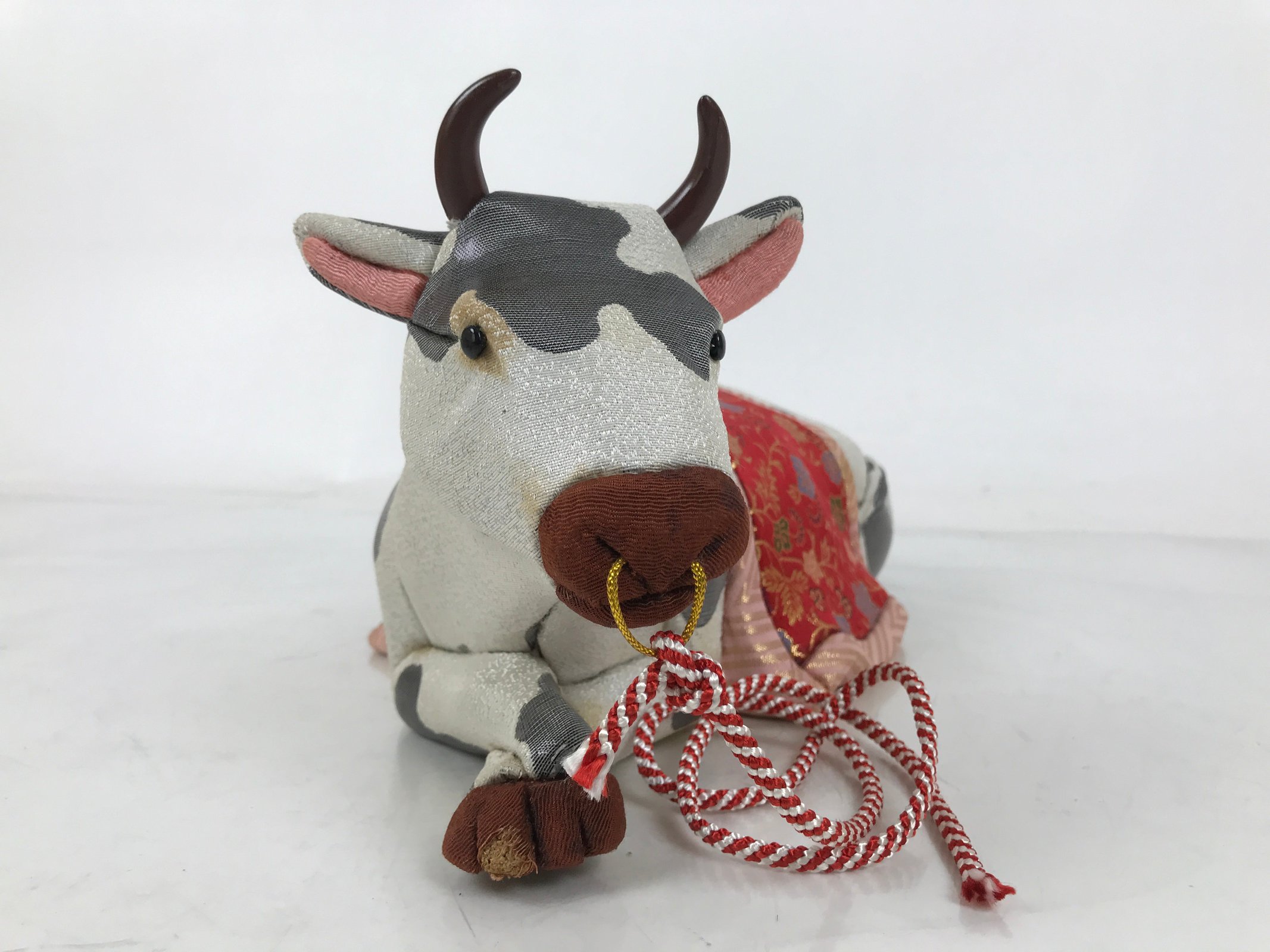 Japanese Zodiac Fabric Ox Doll Vtg Kimekomi Ningyo Animal Rice Barrel White ST26