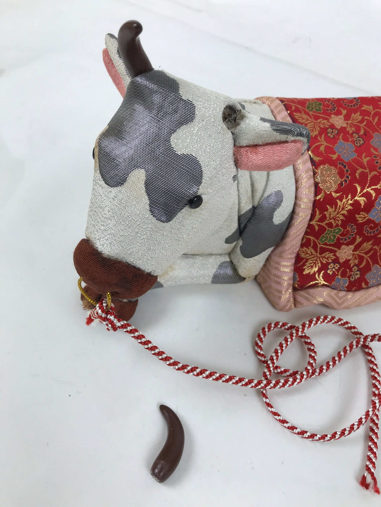 Japanese Zodiac Fabric Ox Doll Vtg Kimekomi Ningyo Animal Rice Barrel White ST26