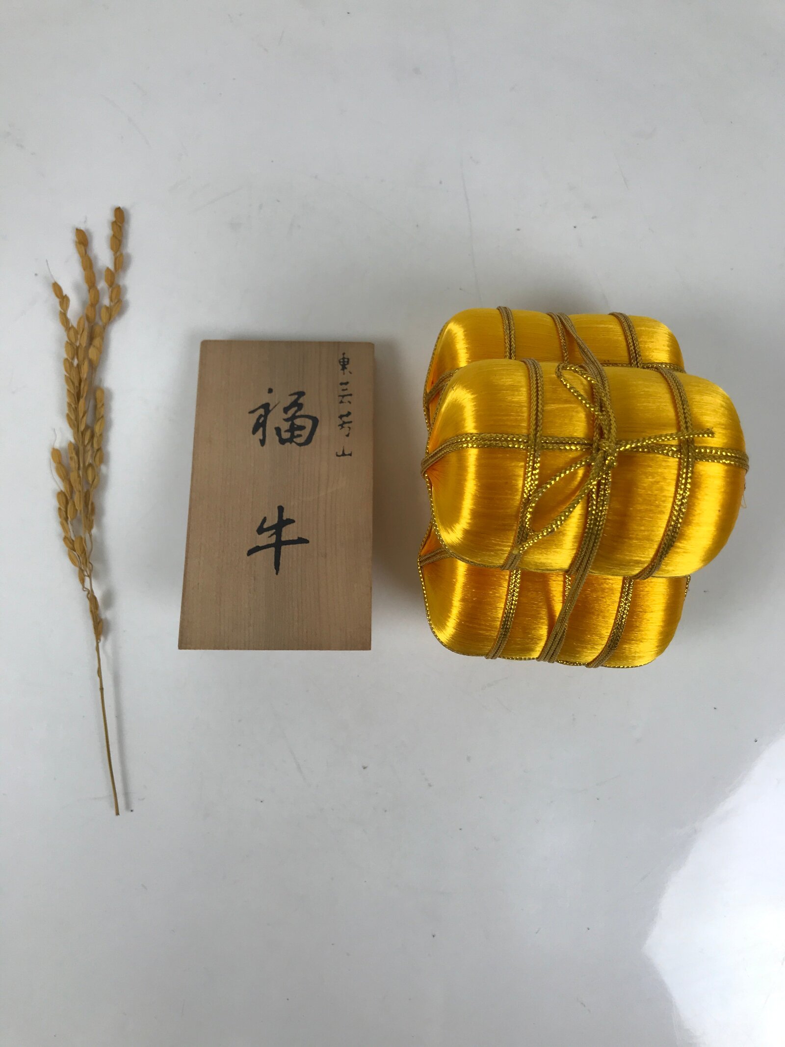 Japanese Zodiac Fabric Ox Doll Vtg Kimekomi Ningyo Animal Rice Barrel White ST26