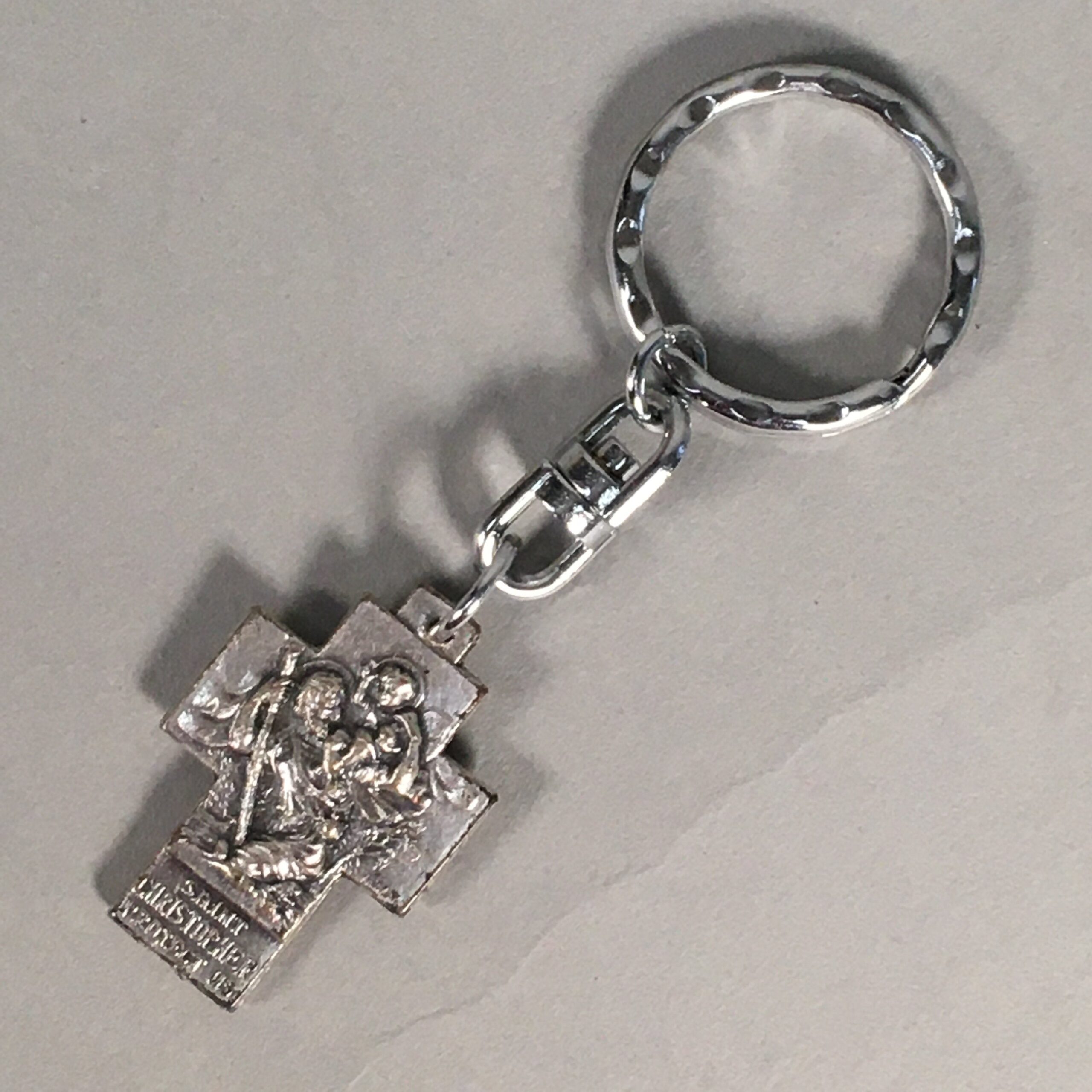 Metal Key Chain Vtg Cross Christian Christianity Jesus Mary Joseph JK86