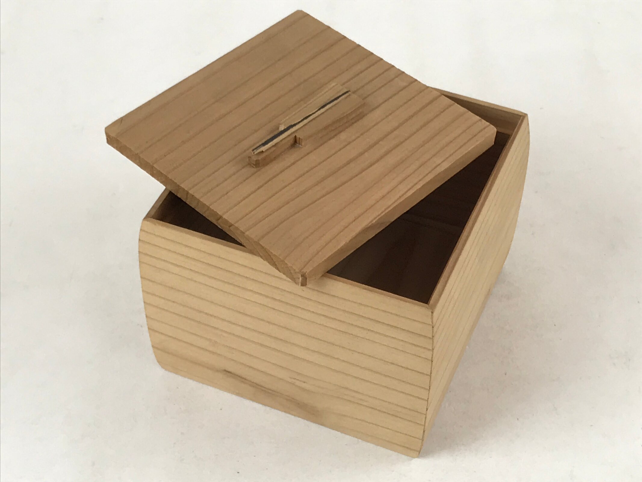 Vintage Japanese Wooden Lidded Small Storage Box Inside 8.5x8.5x5.5cm X83