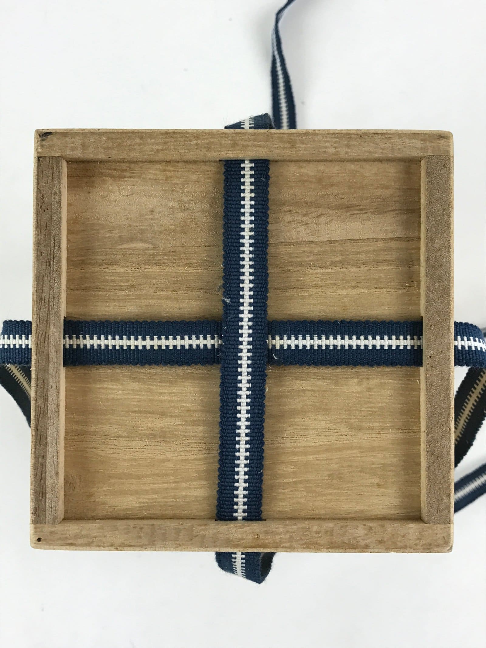 Vintage Japanese Wooden Lidded Storage Box Inside 10.5x10.5x18.5cm Tall X29