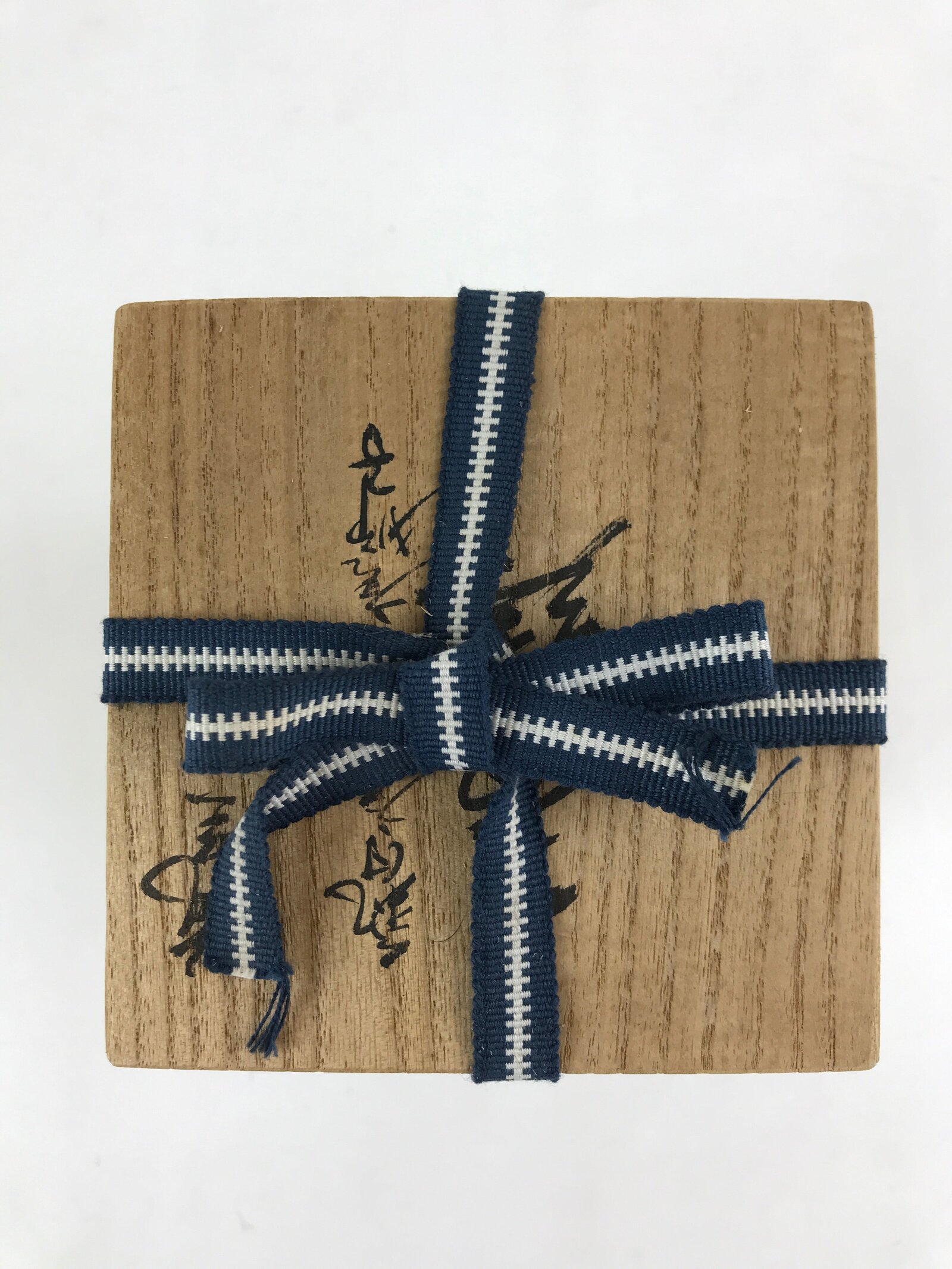 Vintage Japanese Wooden Lidded Storage Box Inside 10.5x10.5x18.5cm Tall X29