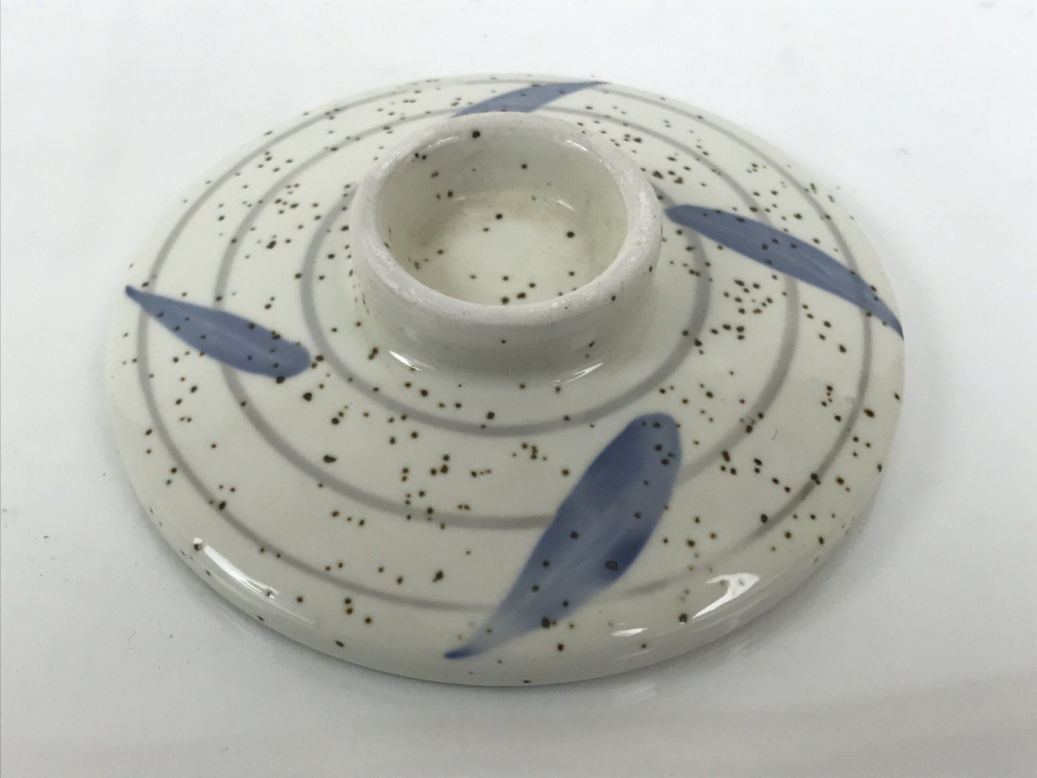 Japanese Ceramic Lidded Bowl Mushiwan Cup Pottery White Blue Bamboo Leaves Y546