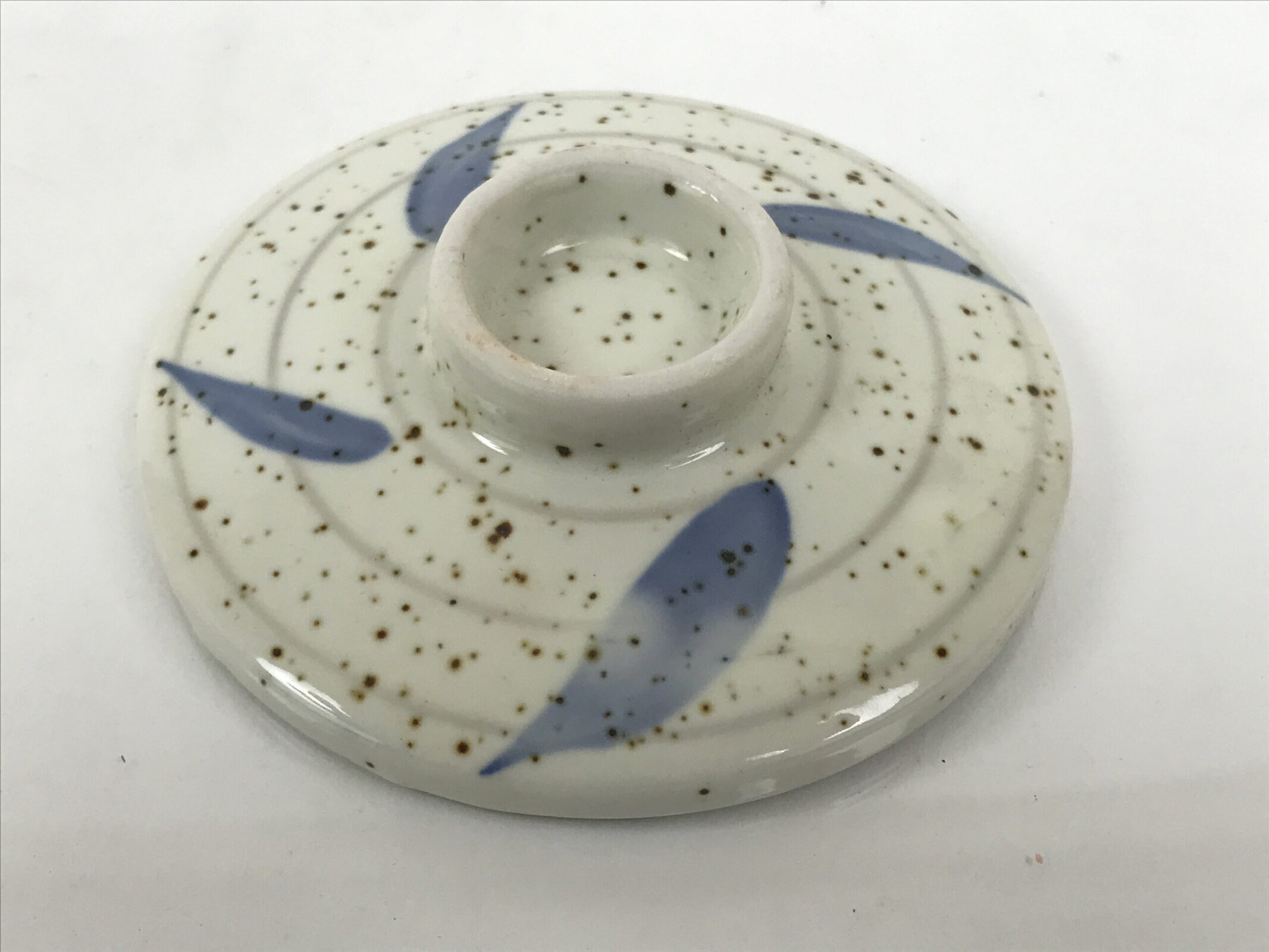 Japanese Ceramic Lidded Bowl Mushiwan Cup Pottery White Blue Bamboo Leaves Y547