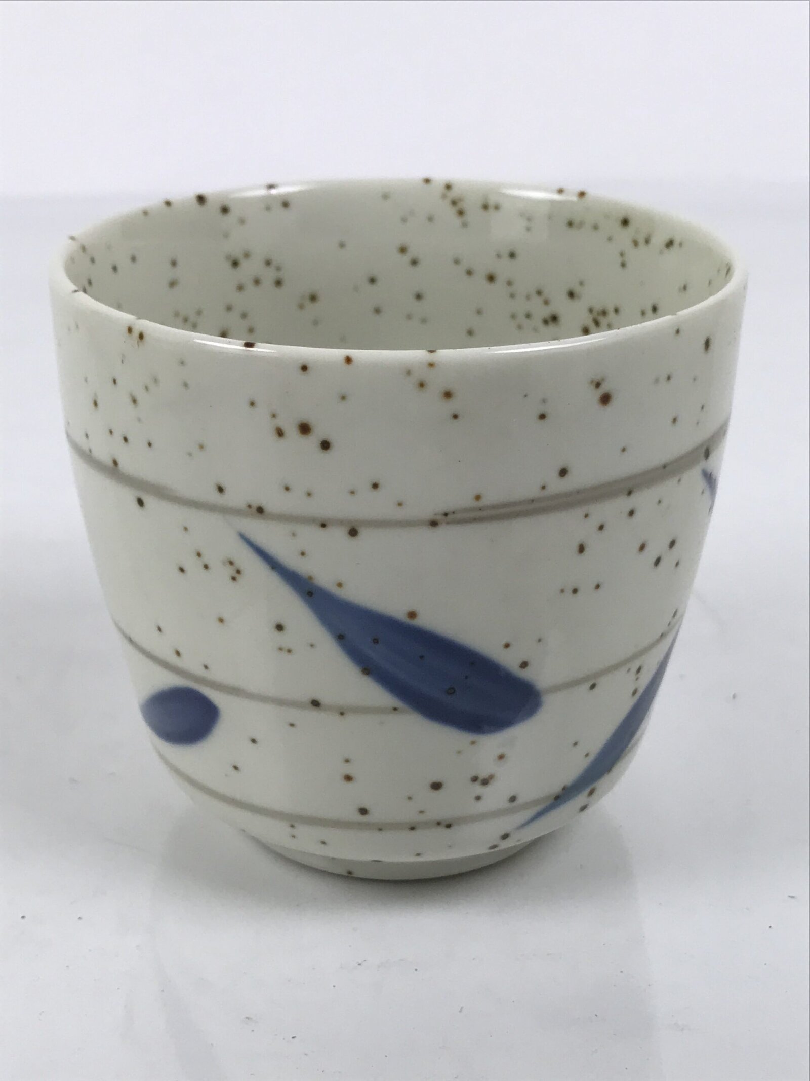 Japanese Ceramic Lidded Bowl Mushiwan Cup Pottery White Blue Bamboo Leaves Y547