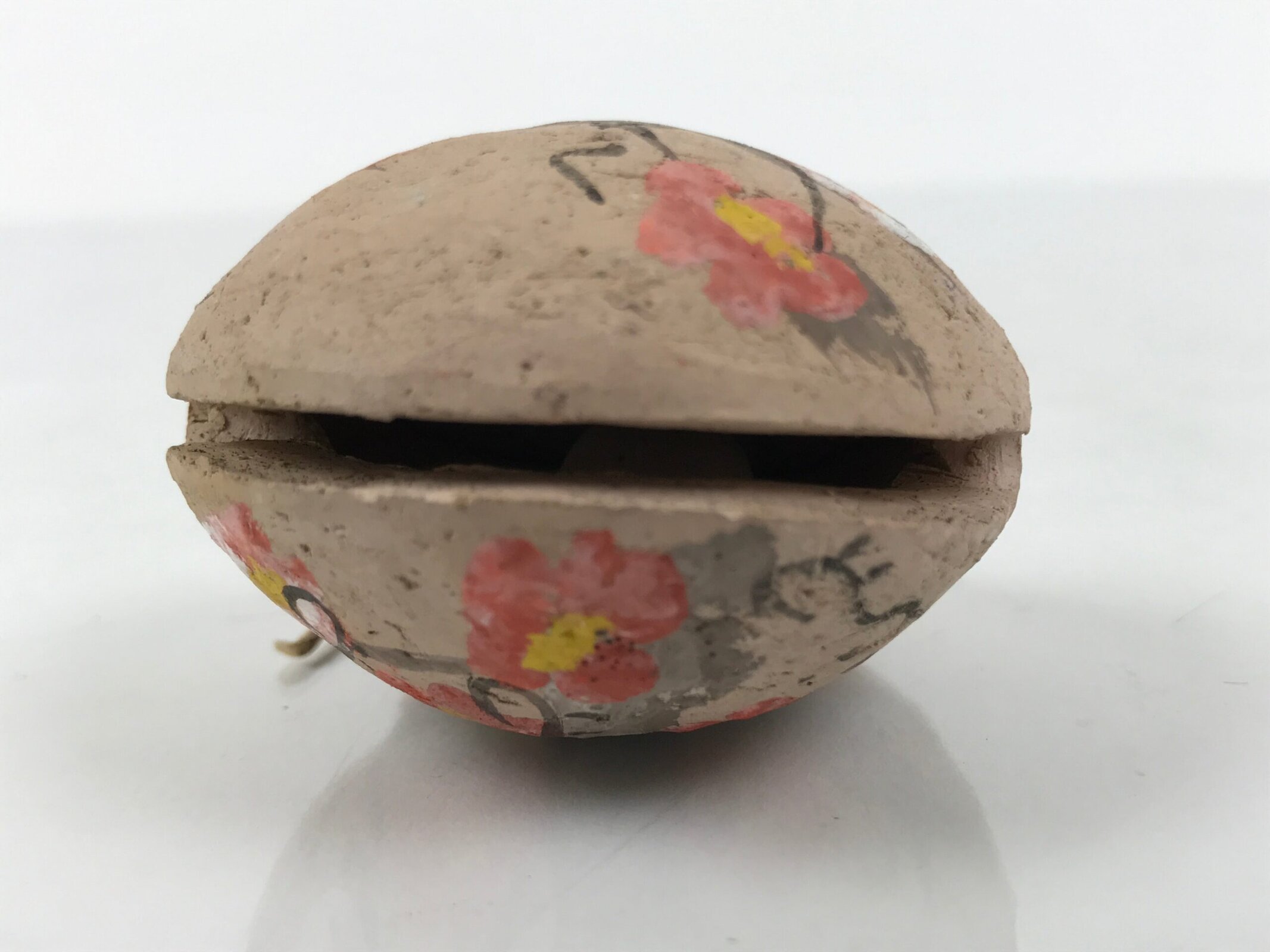 Japanese Clay Bell Dorei Vtg Tsuchi-Suzu Plum Blossom Ume Poem Beige Red DR656
