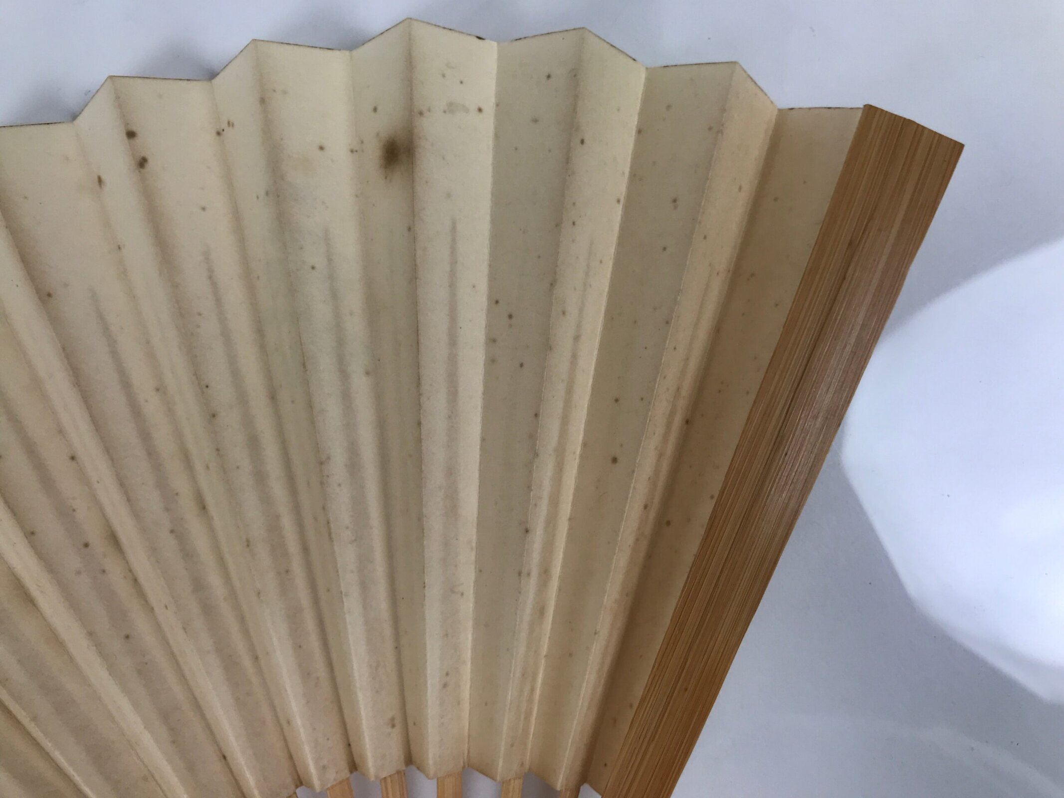 Japanese Paper Folding Fan Sensu Vtg Bamboo Frame White Calligraphy Kanji 5D35