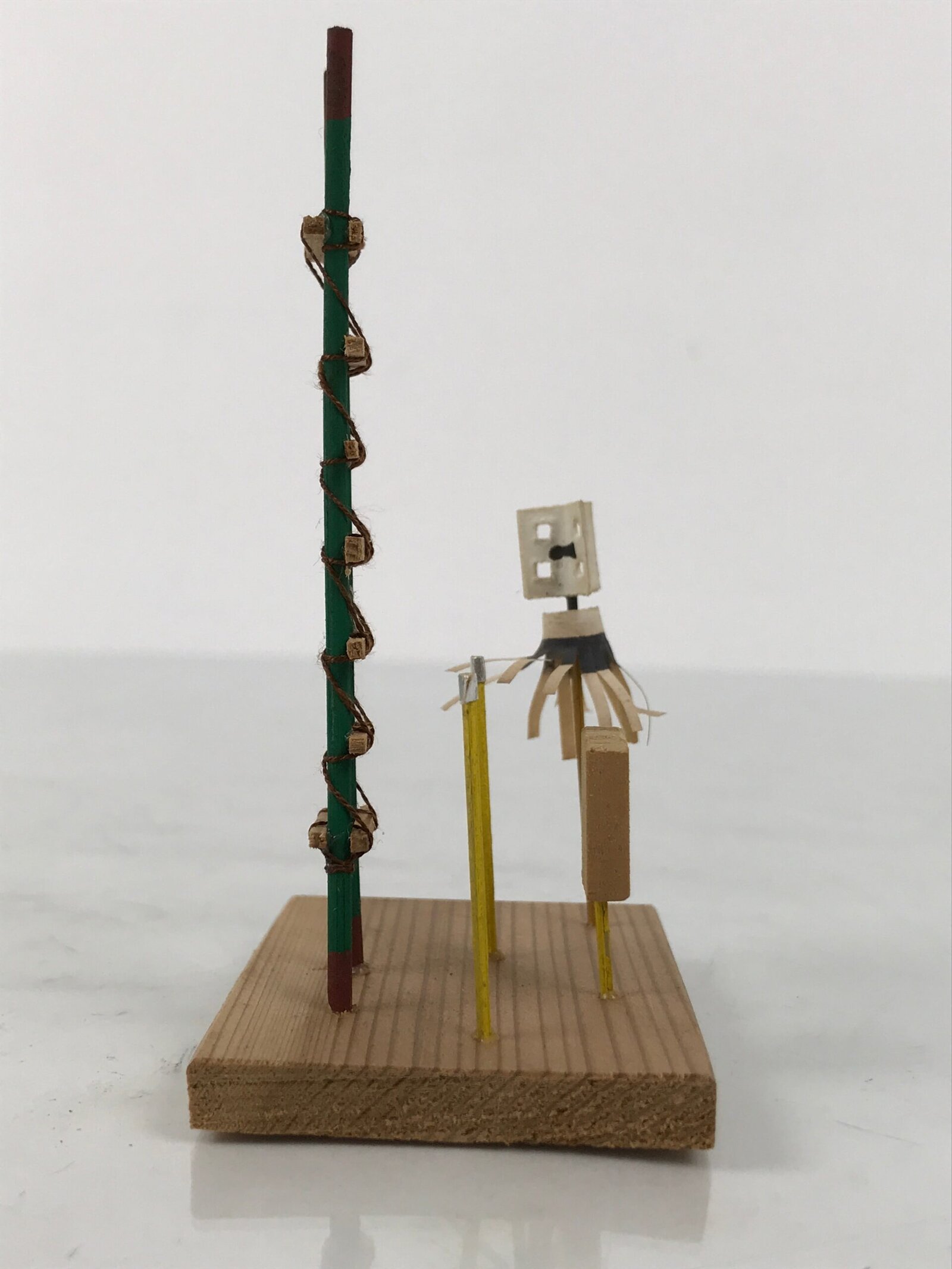 Japanese Wooden Kokeshi Display Vtg Miniature Ladder Flag Edo Fireman KF832