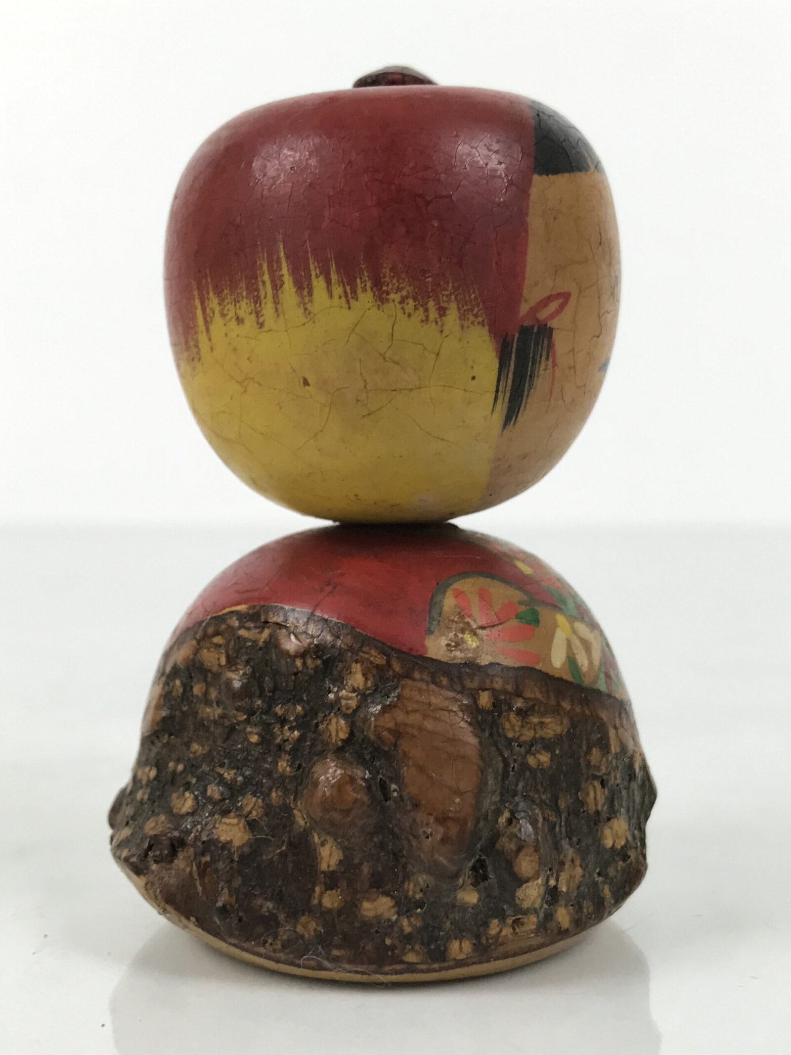 Japanese Wooden Kokeshi Doll Vtg Figurine Wobbly Apple Head Bark Floral KF805