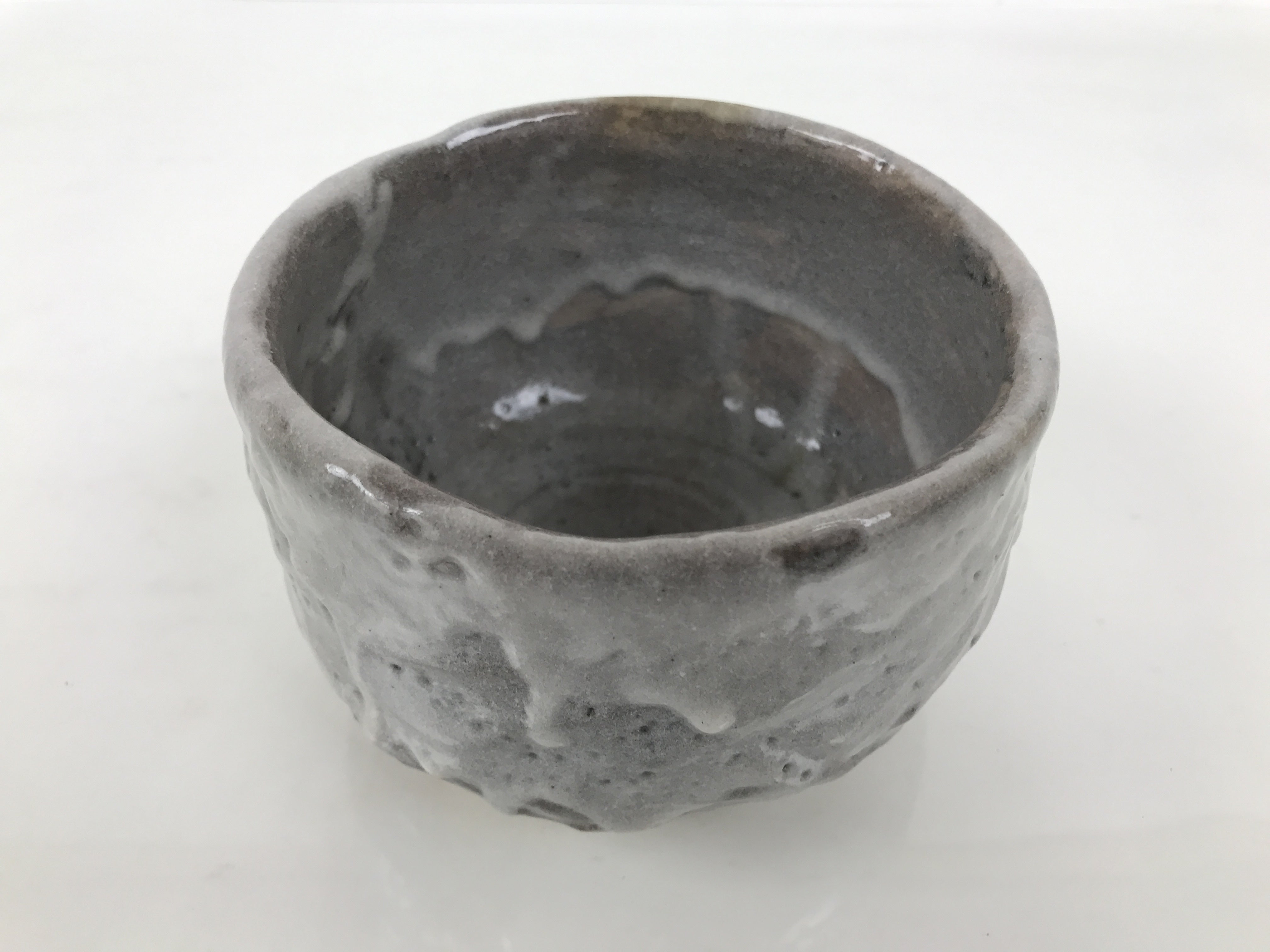 Japanese Ceramic Green Tea Bowl Matcha Chawan Pottery Gray Shino Wood Box PX807