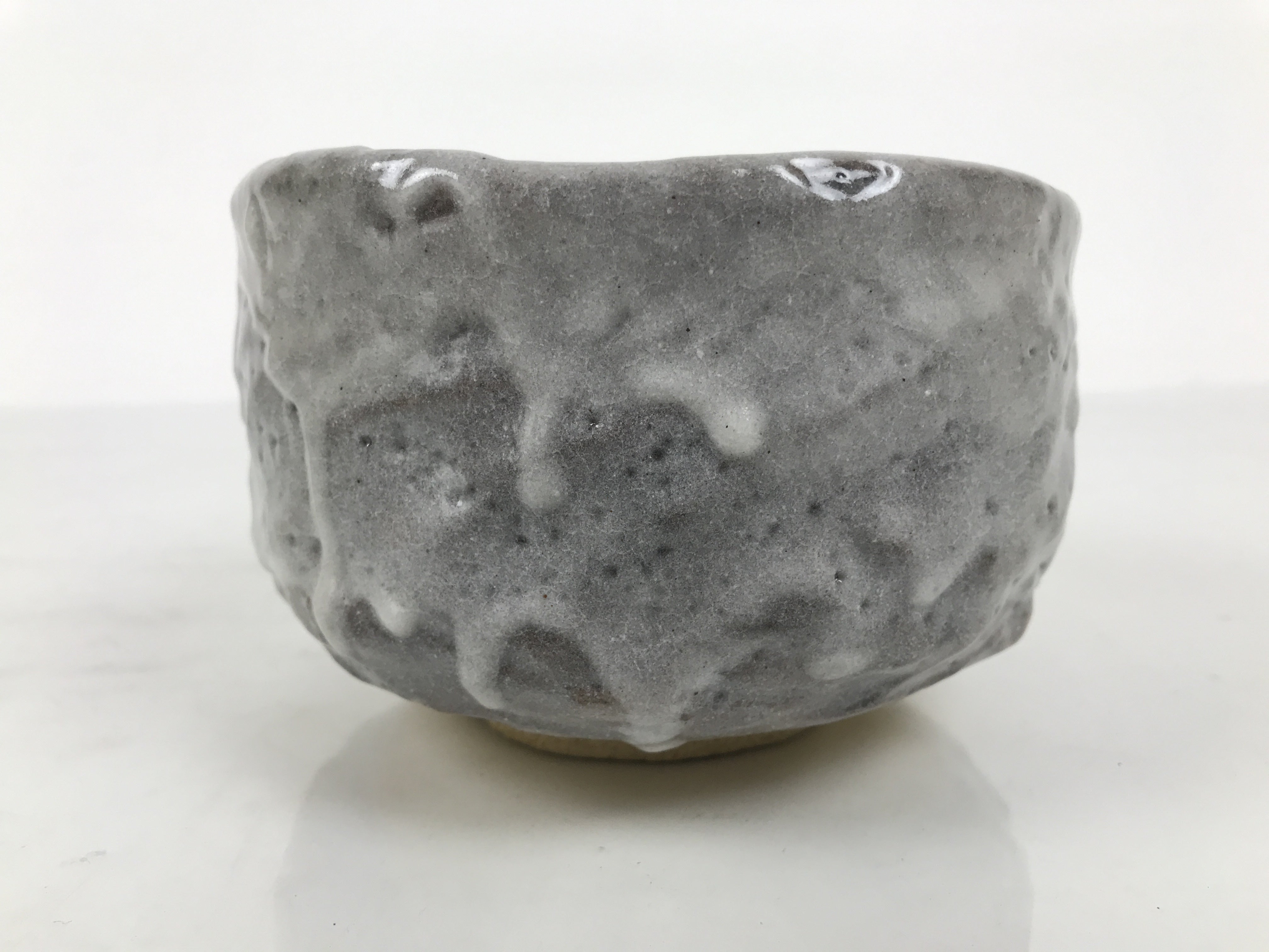 Japanese Ceramic Green Tea Bowl Matcha Chawan Pottery Gray Shino Wood Box PX807