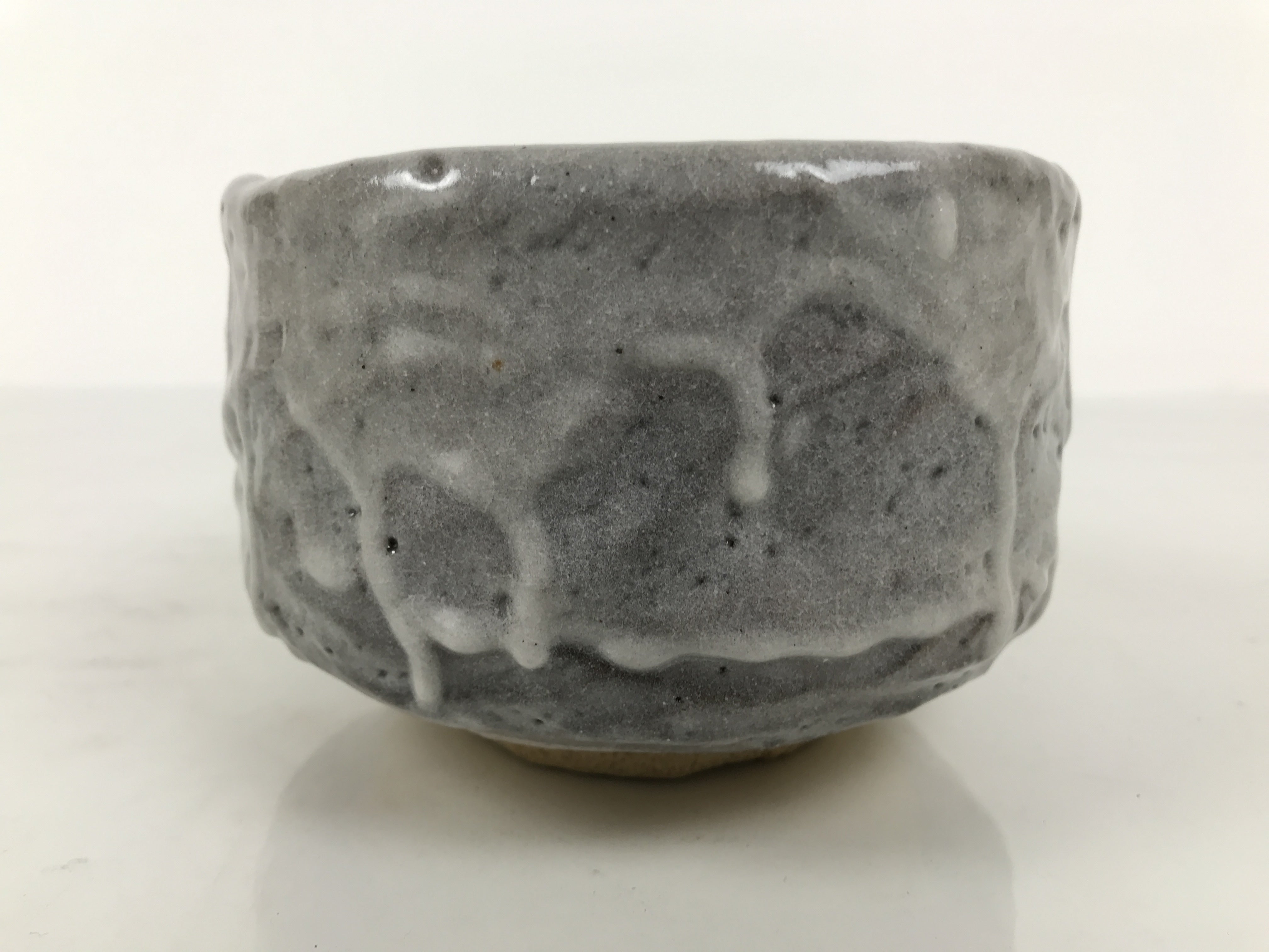 Japanese Ceramic Green Tea Bowl Matcha Chawan Pottery Gray Shino Wood Box PX807