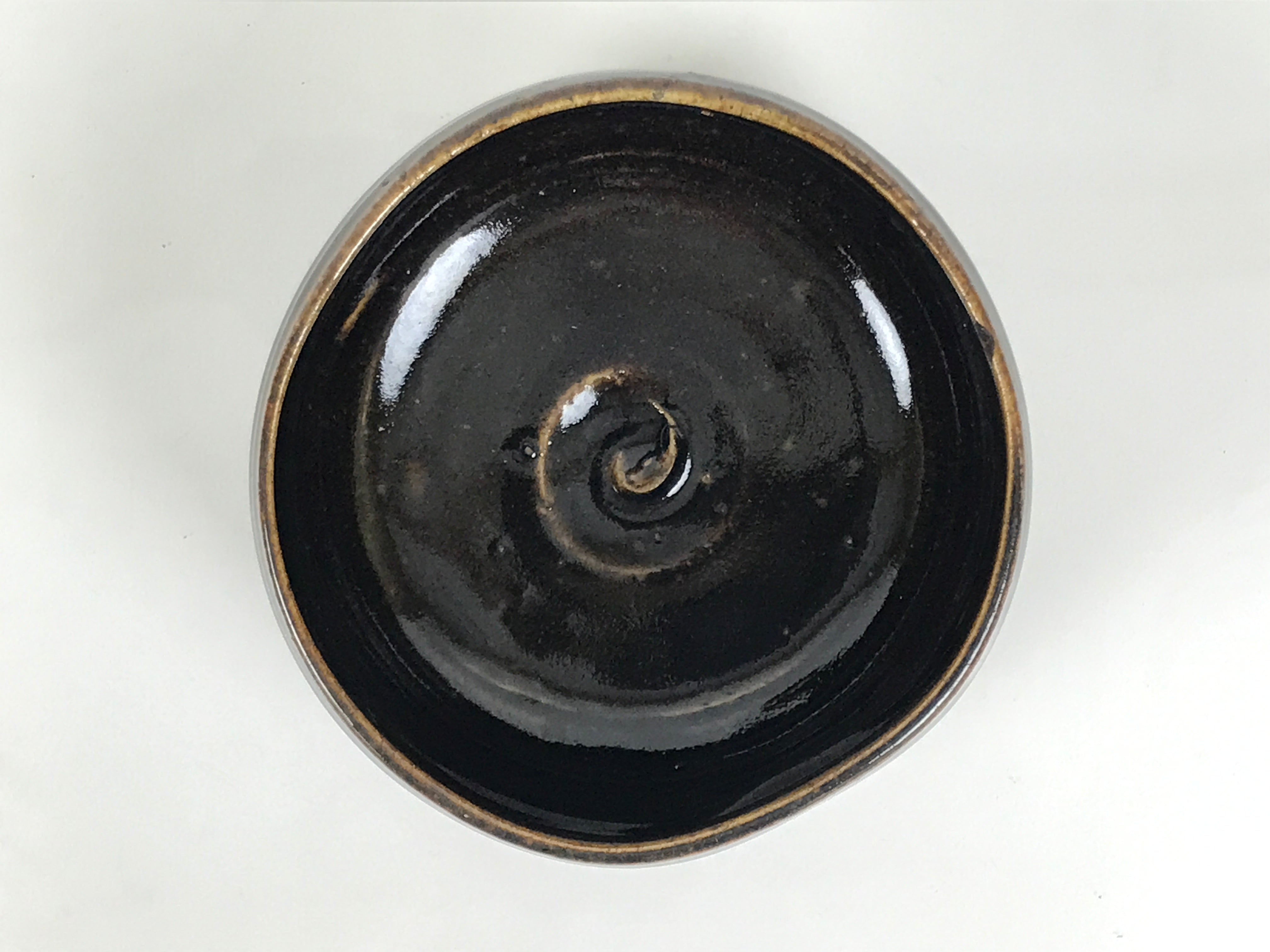 Japanese Ceramic Green Tea Bowl Matcha Chawan Vtg Pottery Dark Brown CHB158