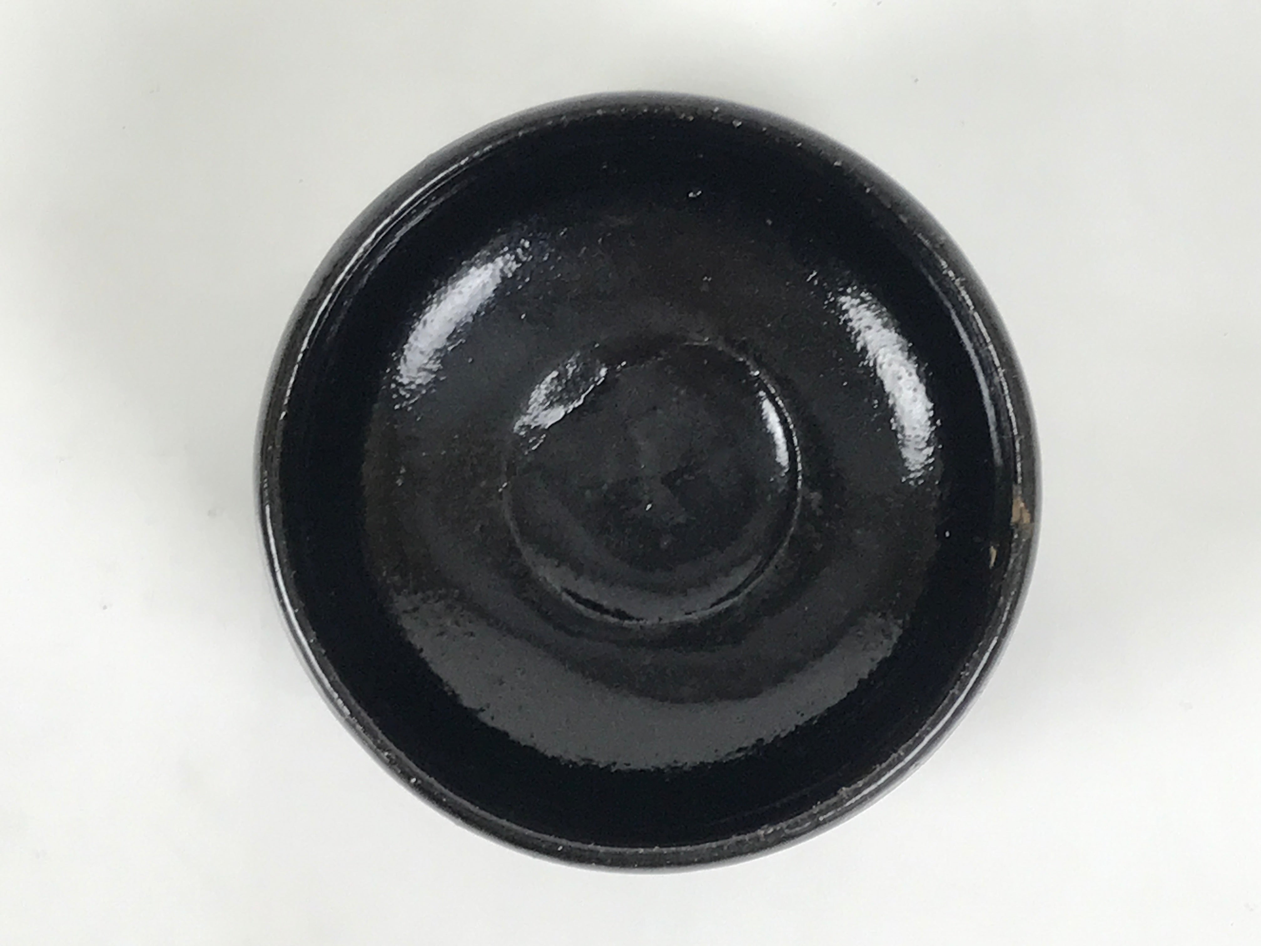 Japanese Ceramic Green Tea Bowl Matcha Chawan Vtg Pottery Glossy Black CHB153