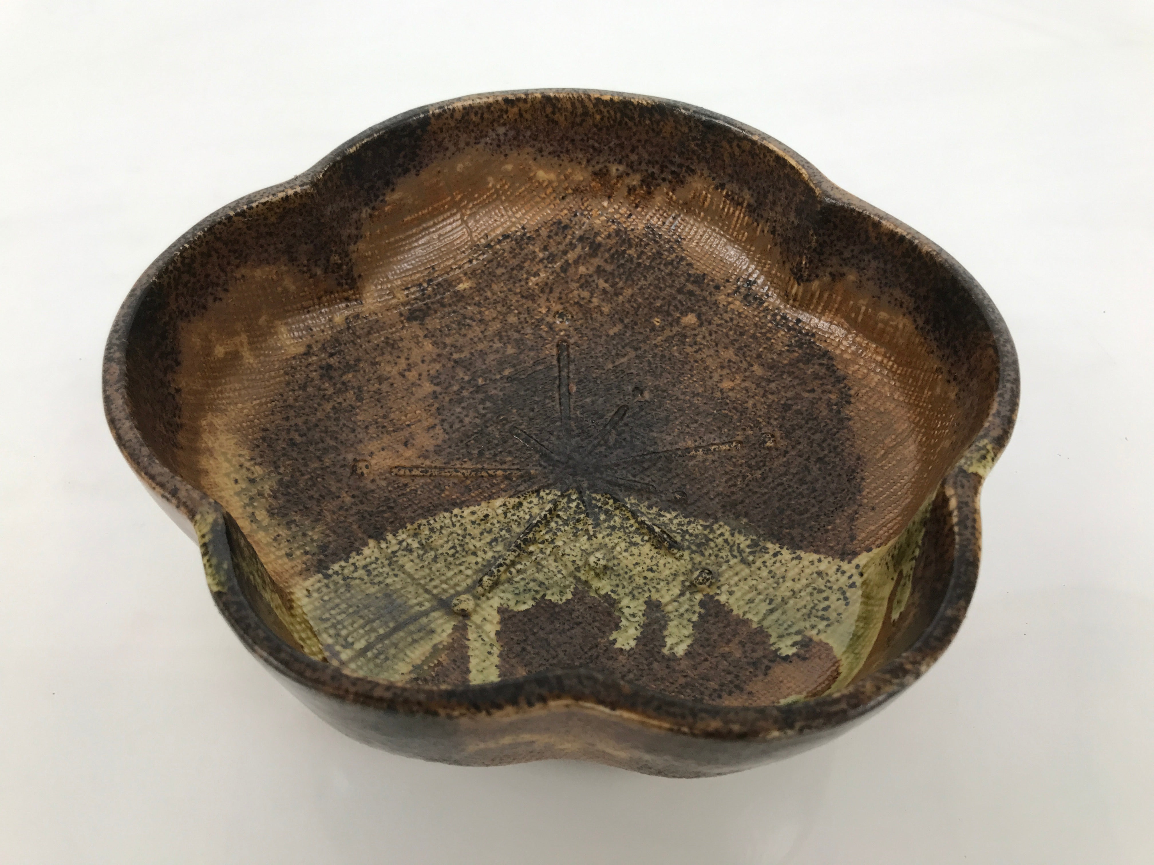 Japanese Oribe Ceramic Snack Bowl Vtg Kashiki Pottery Plum Blossom Brown Y573