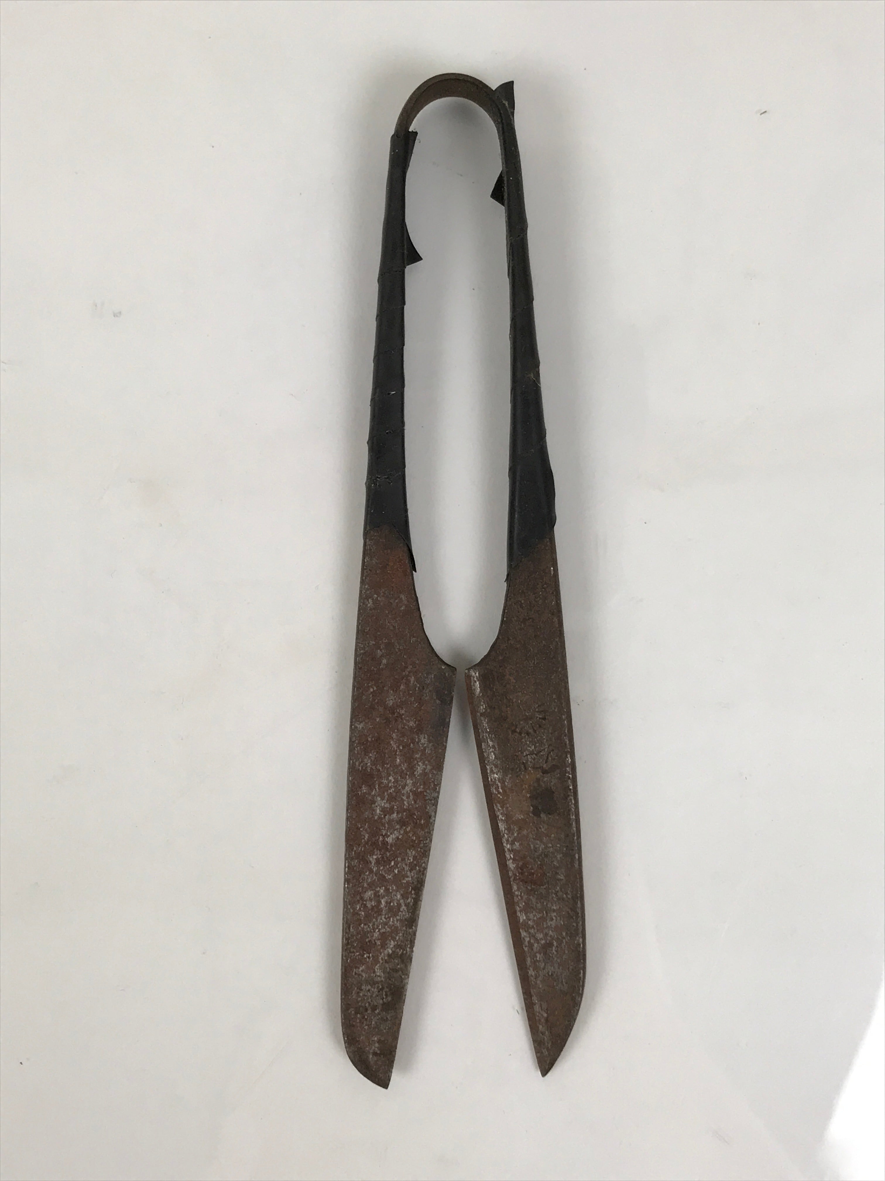 Japanese Sewing Scissors Vtg Iron Brown Thread Cutting Trimmer Nippers T326